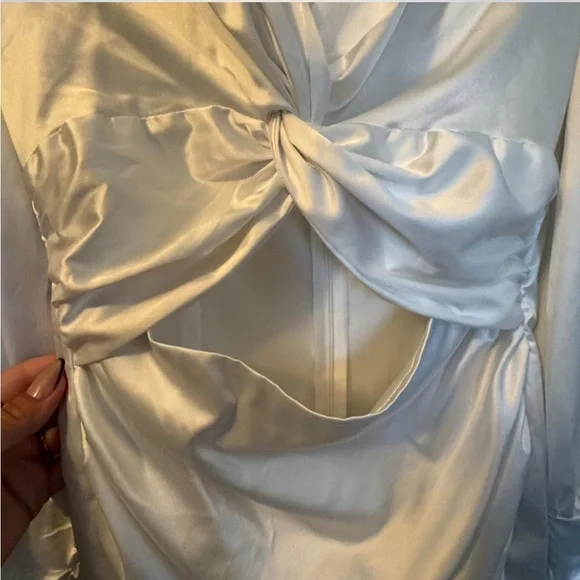 White Satin Dress Twist Front Ruched Satin Dress size small - Picture 8 of 8